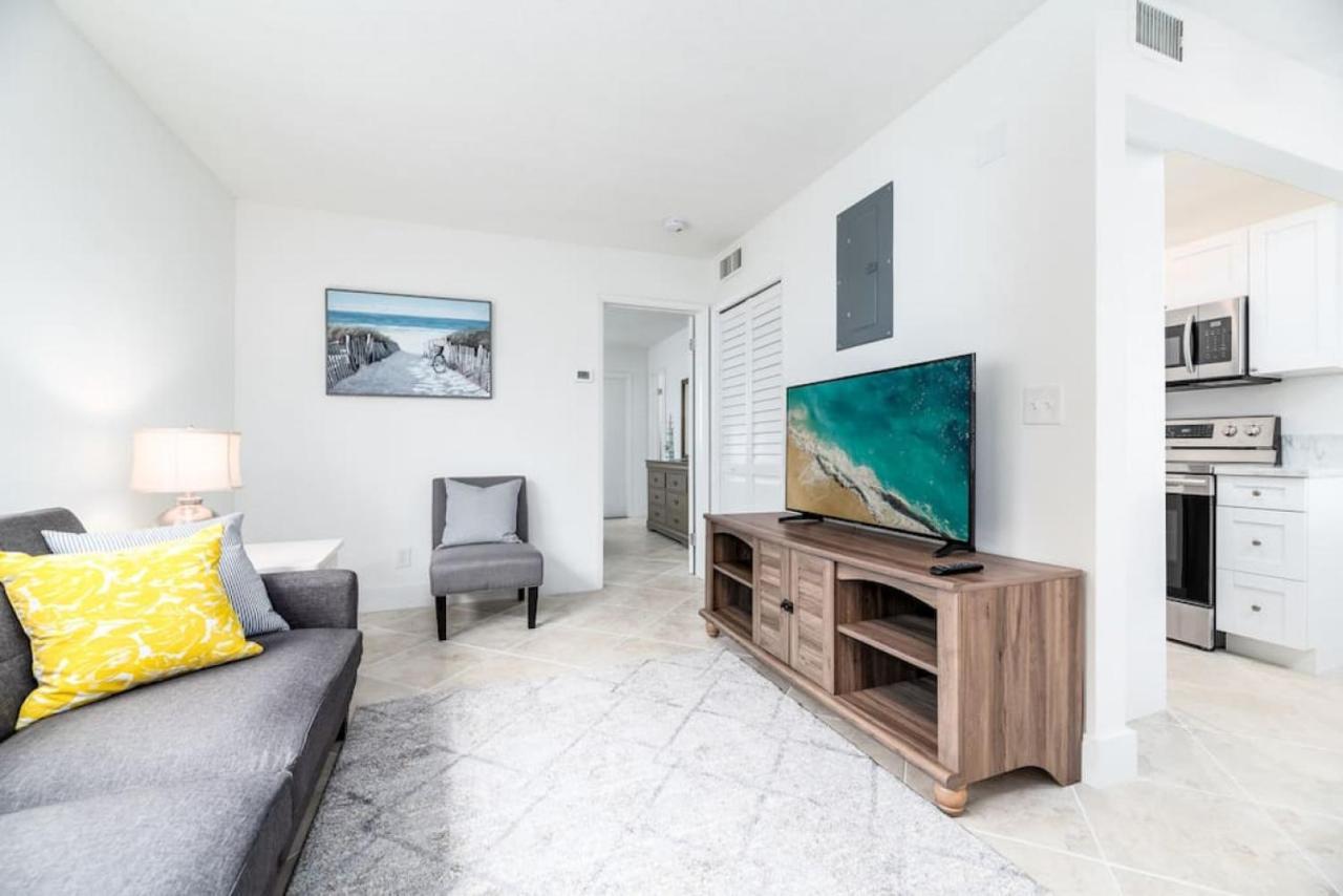 Heart Of Wilton 1 Recently Remodeled Apartment *